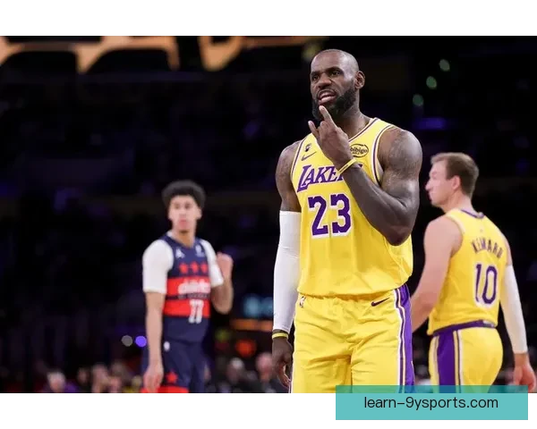 湖人迎关键连胜之战 詹姆斯状态火热带队冲击季后赛